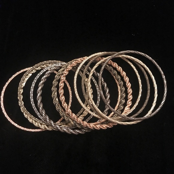 Kendra Scott bangle bracelet set - Picture 2 of 8